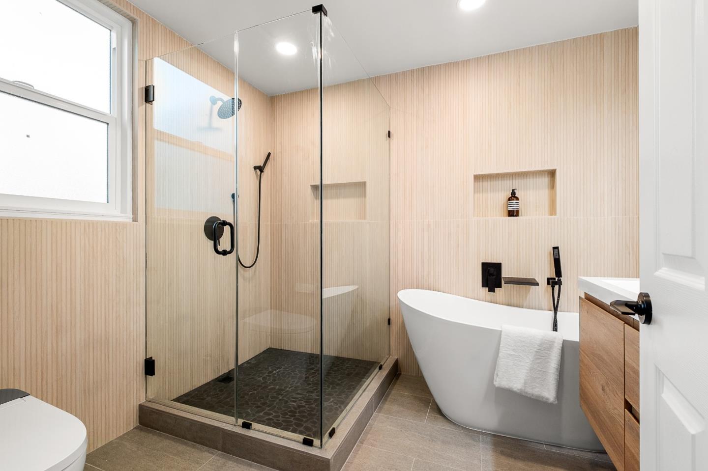 Detail Gallery Image 34 of 64 For 351 Elder Ave, Millbrae,  CA 94030 - 3 Beds | 3 Baths