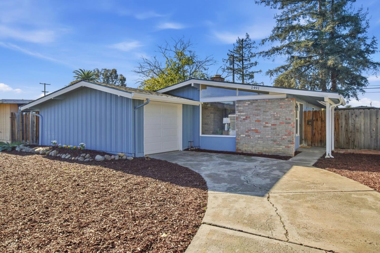 Front Image Thumbnail for ML82030709