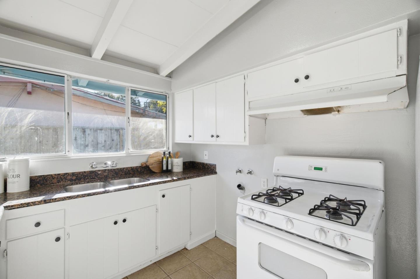 Detail Gallery Image 13 of 45 For 1491 Florida Ave, San Jose,  CA 95122 - 3 Beds | 2 Baths