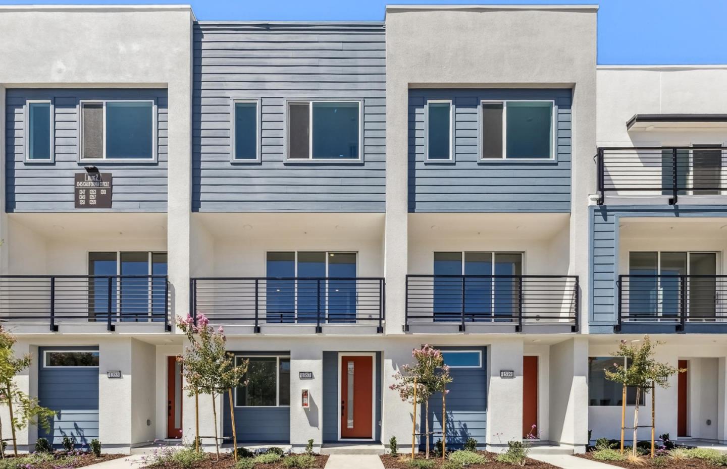 Front Image Thumbnail for ML82030710