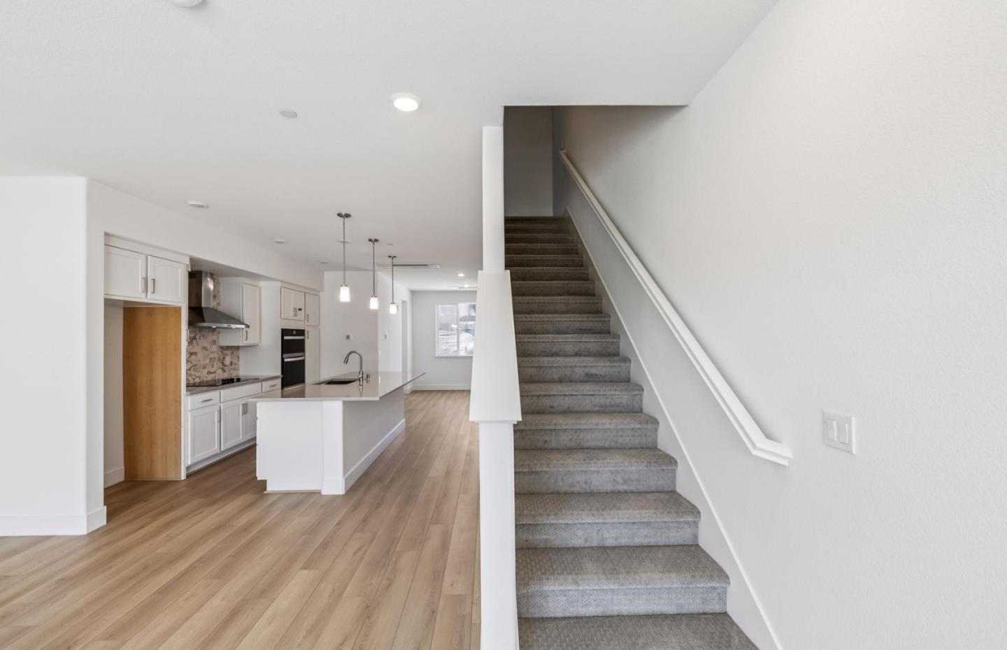 Detail Gallery Image 43 of 65 For 1357 California Cir, Milpitas,  CA 95035 - 3 Beds | 3/5 Baths