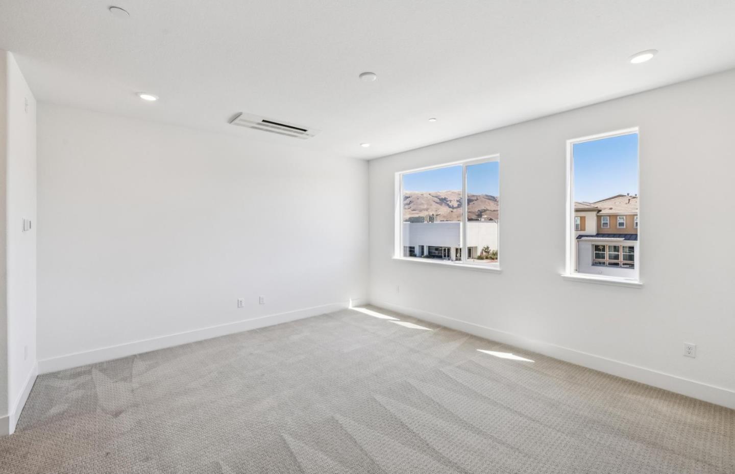 Detail Gallery Image 47 of 65 For 1357 California Cir, Milpitas,  CA 95035 - 3 Beds | 3/5 Baths