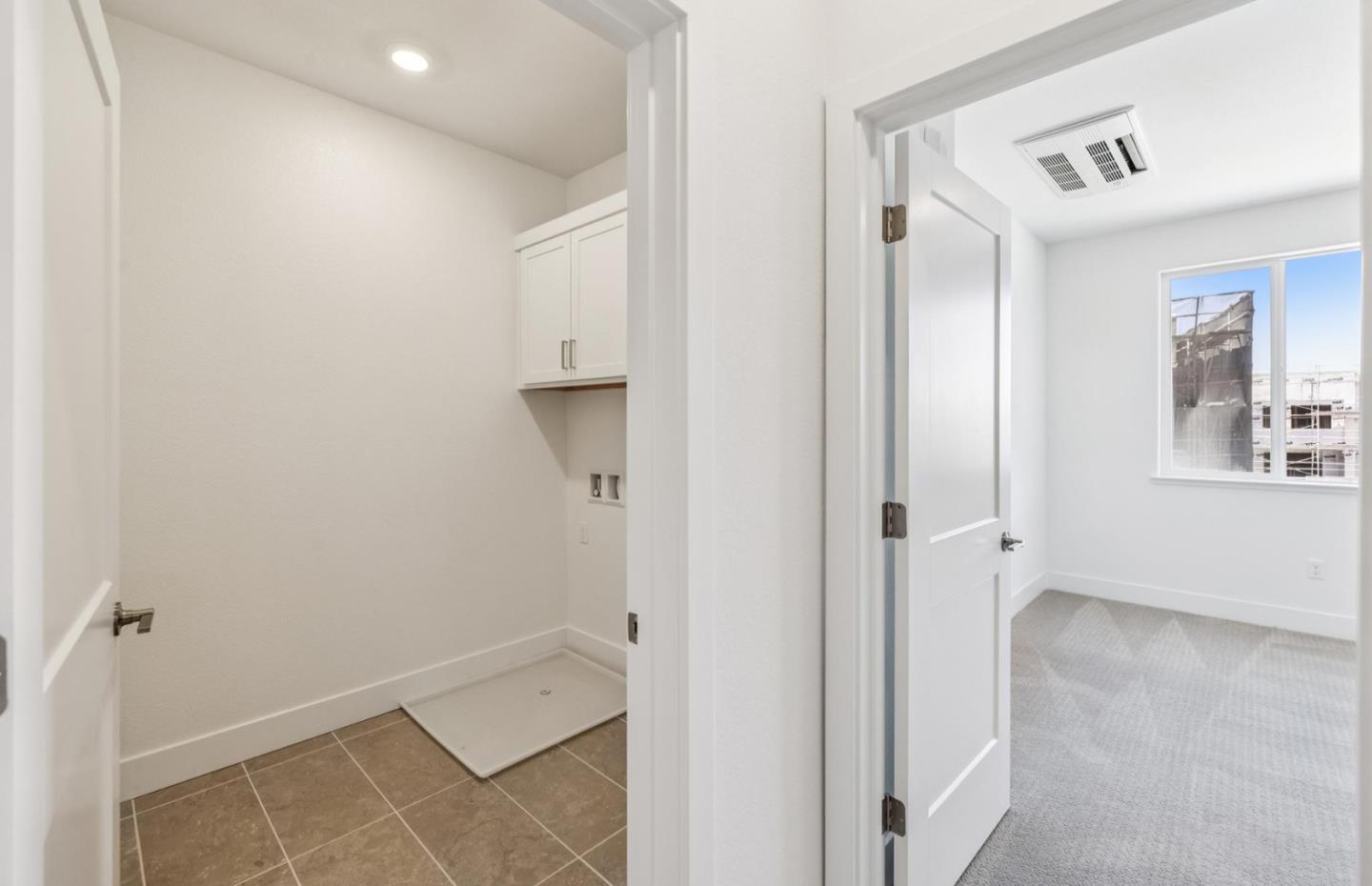 Detail Gallery Image 57 of 65 For 1357 California Cir, Milpitas,  CA 95035 - 3 Beds | 3/5 Baths