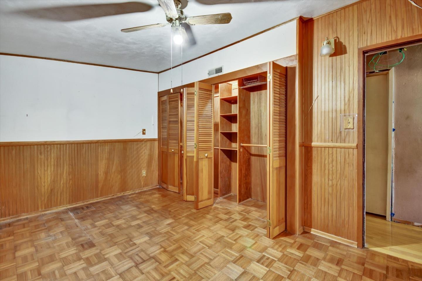 Detail Gallery Image 7 of 21 For 290 N Rengstorff Ave, Mountain View,  CA 94043 - 3 Beds | 2 Baths