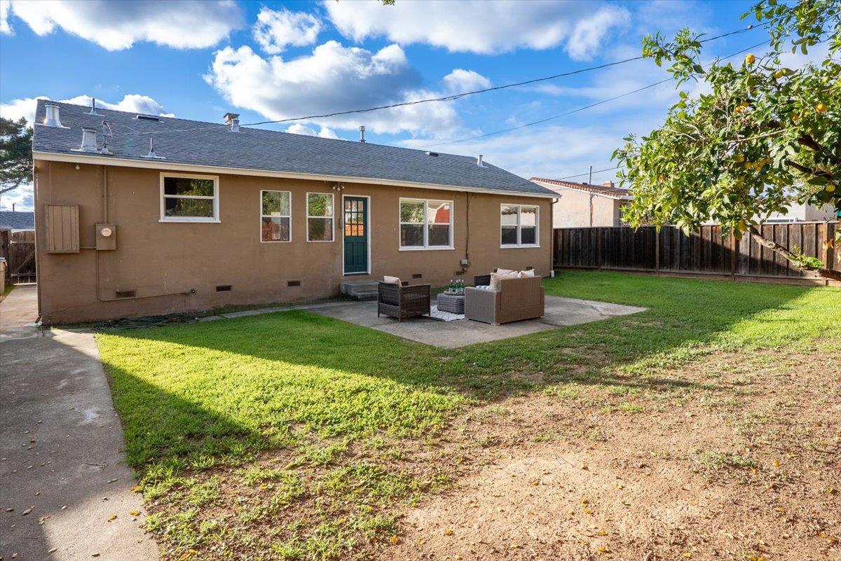 Detail Gallery Image 6 of 28 For 752 Linda Flora St, San Jose,  CA 95127 - 3 Beds | 1 Baths