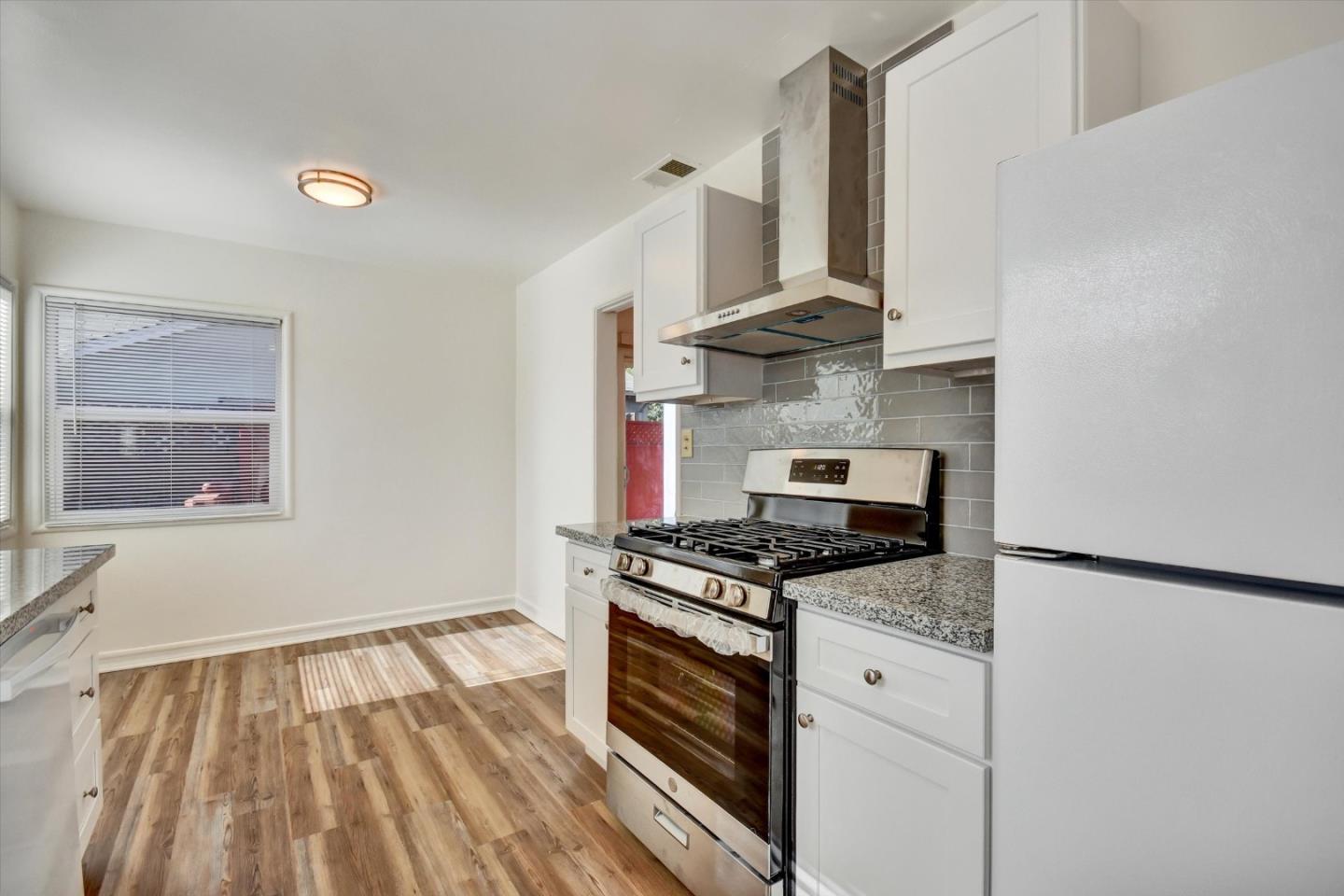 Detail Gallery Image 9 of 30 For 623 Valita Dr, San Leandro,  CA 94577 - 2 Beds | 1 Baths