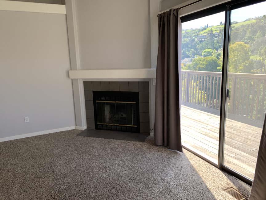 Detail Gallery Image 16 of 38 For 619 Edwards St, Crockett,  CA 94525 - 6 Beds | 3 Baths