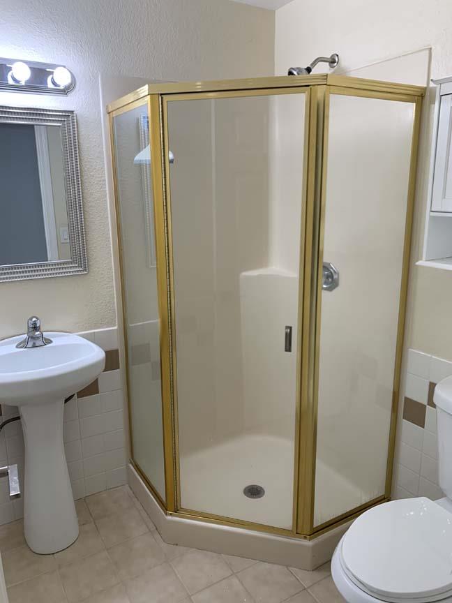 Detail Gallery Image 22 of 38 For 619 Edwards St, Crockett,  CA 94525 - 6 Beds | 3 Baths