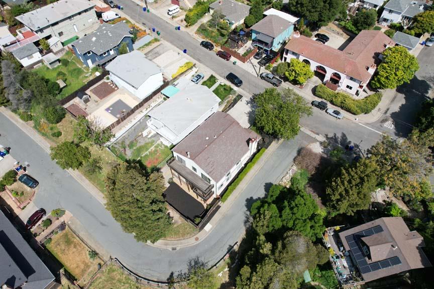 Detail Gallery Image 31 of 38 For 619 Edwards St, Crockett,  CA 94525 - 6 Beds | 3 Baths