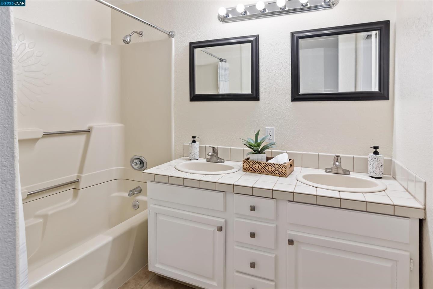 Detail Gallery Image 37 of 38 For 619 Edwards St, Crockett,  CA 94525 - 6 Beds | 3 Baths