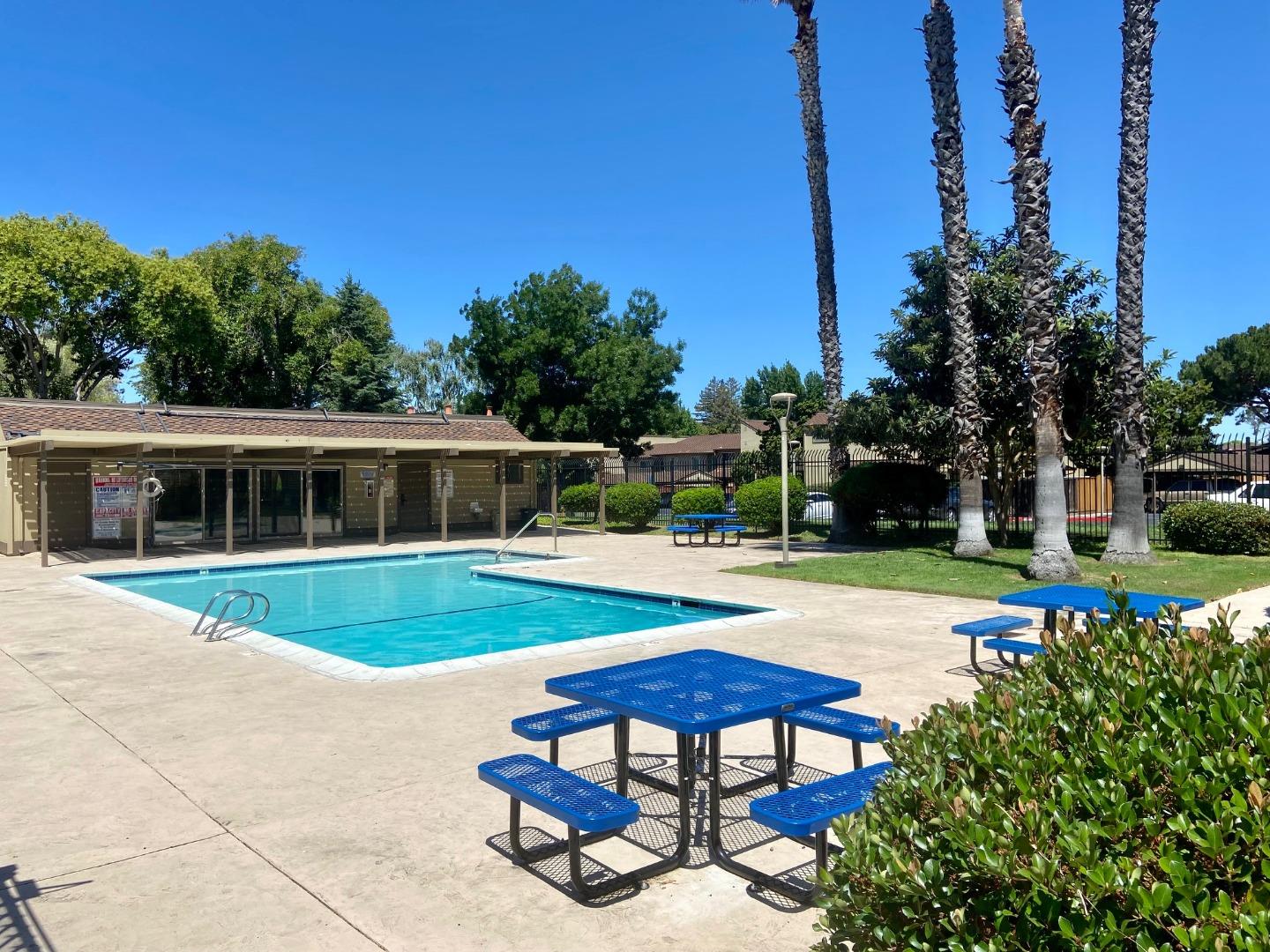 Detail Gallery Image 25 of 36 For 1361 Highland Ct, Milpitas,  CA 95035 - 2 Beds | 1/1 Baths