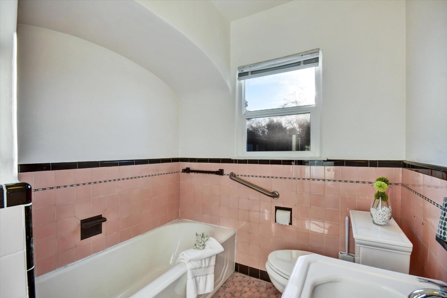 Detail Gallery Image 14 of 17 For 251 S 21st St, San Jose,  CA 95116 - 2 Beds | 2 Baths