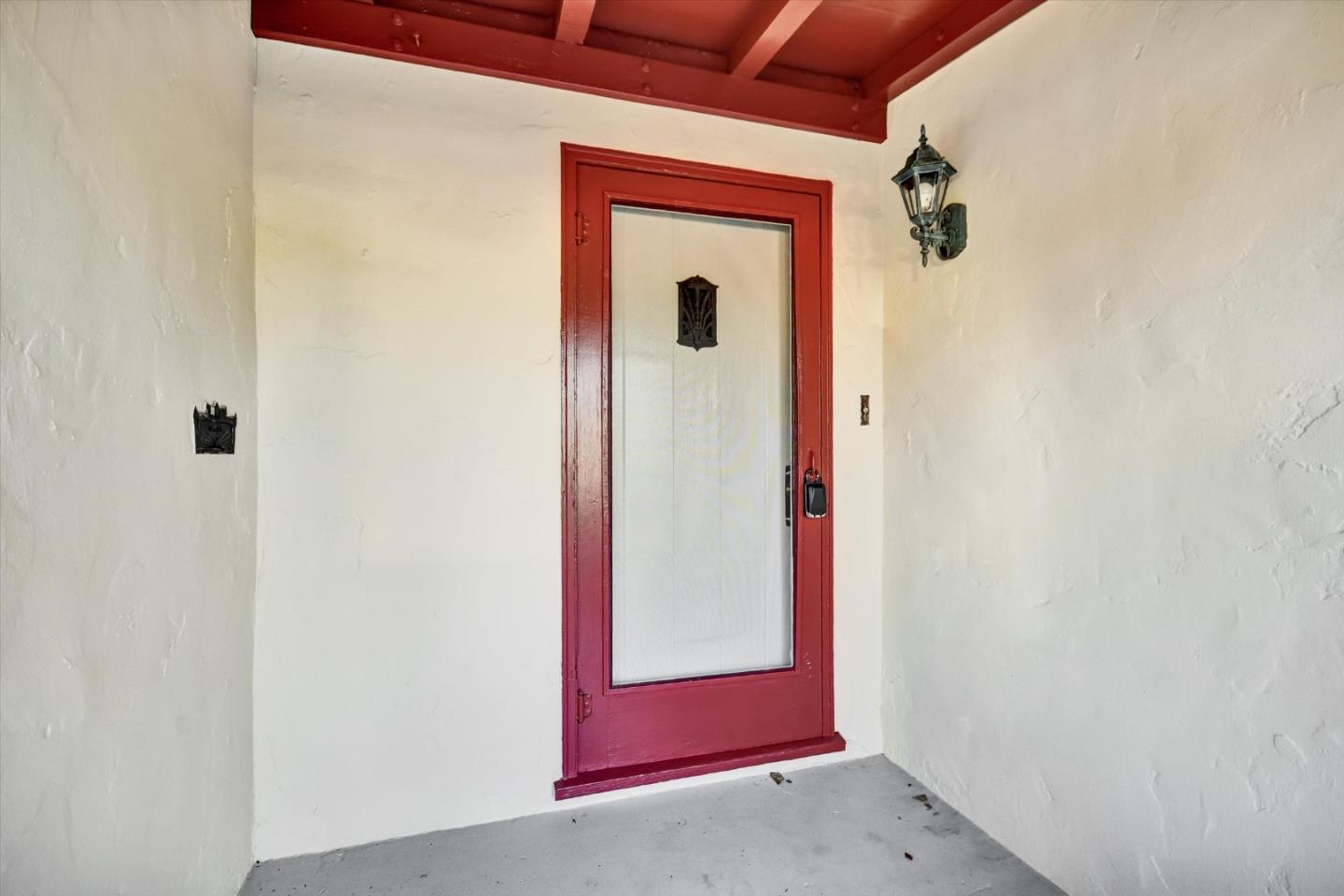 Detail Gallery Image 3 of 17 For 251 S 21st St, San Jose,  CA 95116 - 2 Beds | 2 Baths