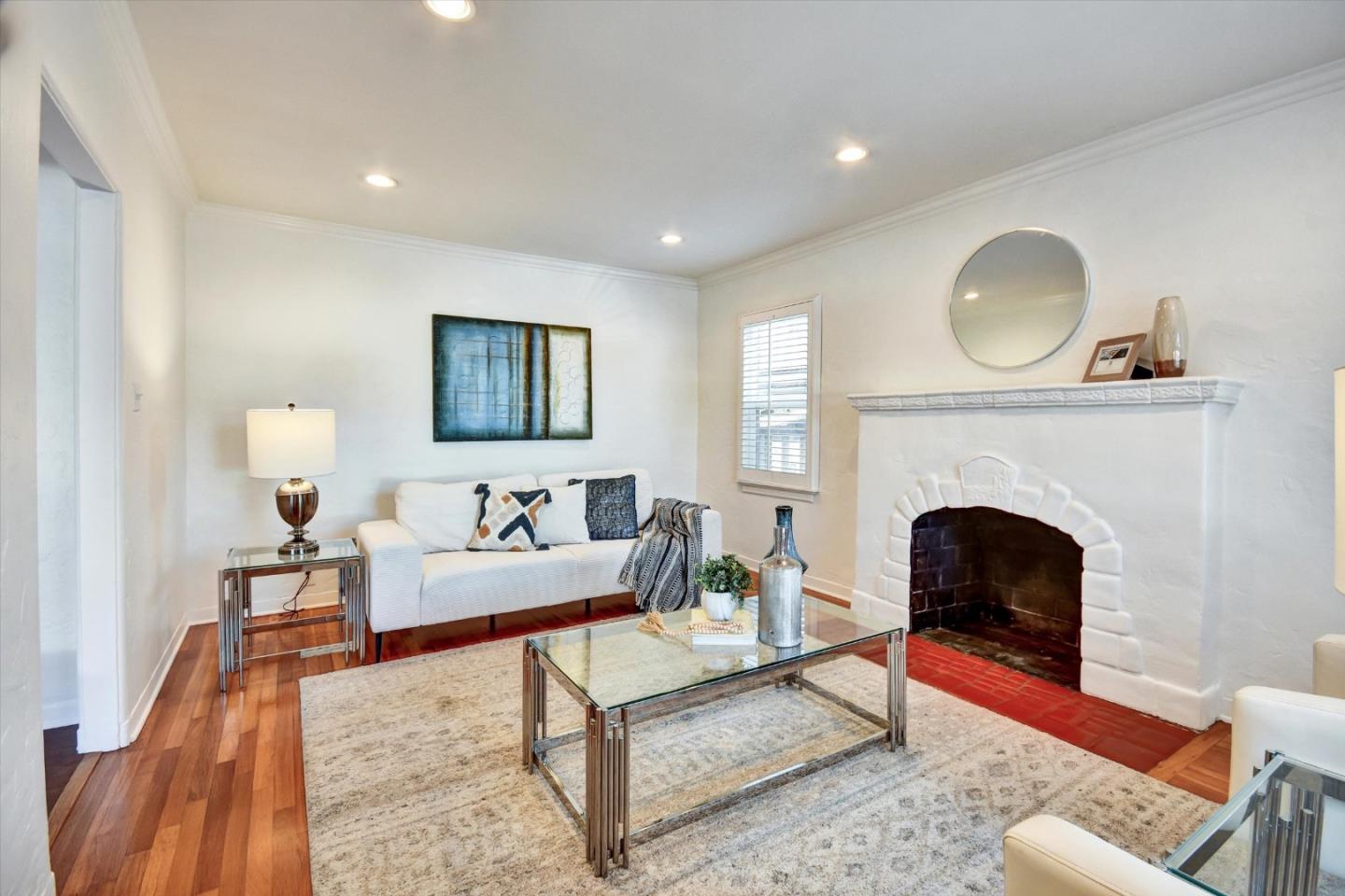 Detail Gallery Image 4 of 17 For 251 S 21st St, San Jose,  CA 95116 - 2 Beds | 2 Baths