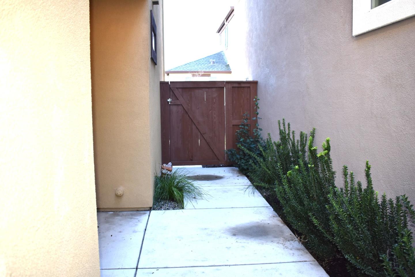 Detail Gallery Image 22 of 30 For 1674 Richie Ln, Woodland,  CA 95776 - 4 Beds | 3 Baths