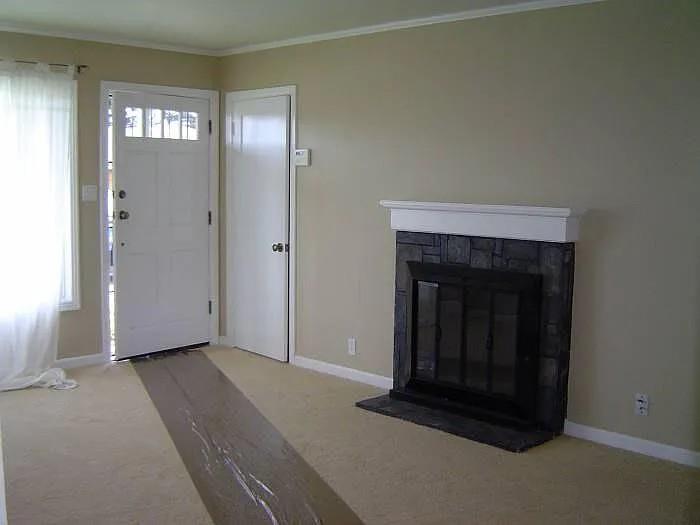 Detail Gallery Image 3 of 7 For 427 Johnson Ave, Pacifica,  CA 94044 - 2 Beds | 1 Baths