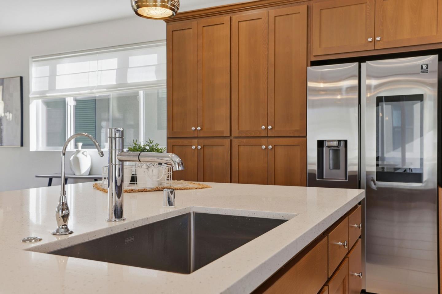 Detail Gallery Image 12 of 46 For 5636 Fallbrook Ct, Dublin,  CA 94568 - 4 Beds | 3/1 Baths