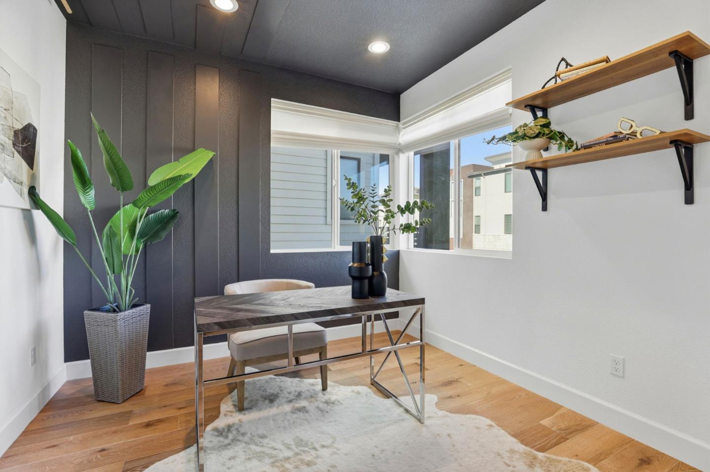 Detail Gallery Image 17 of 46 For 5636 Fallbrook Ct, Dublin,  CA 94568 - 4 Beds | 3/1 Baths