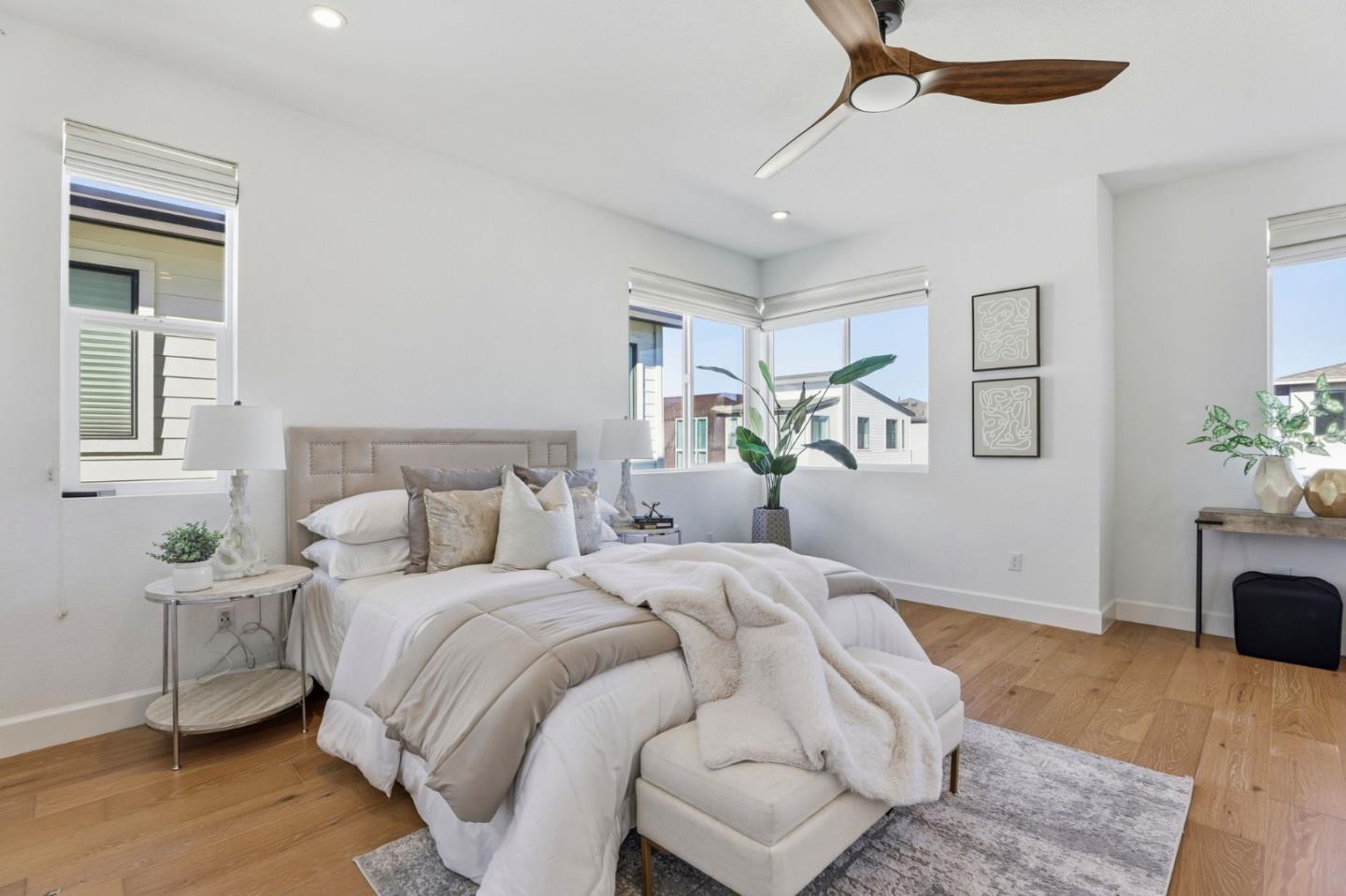 Detail Gallery Image 21 of 46 For 5636 Fallbrook Ct, Dublin,  CA 94568 - 4 Beds | 3/1 Baths