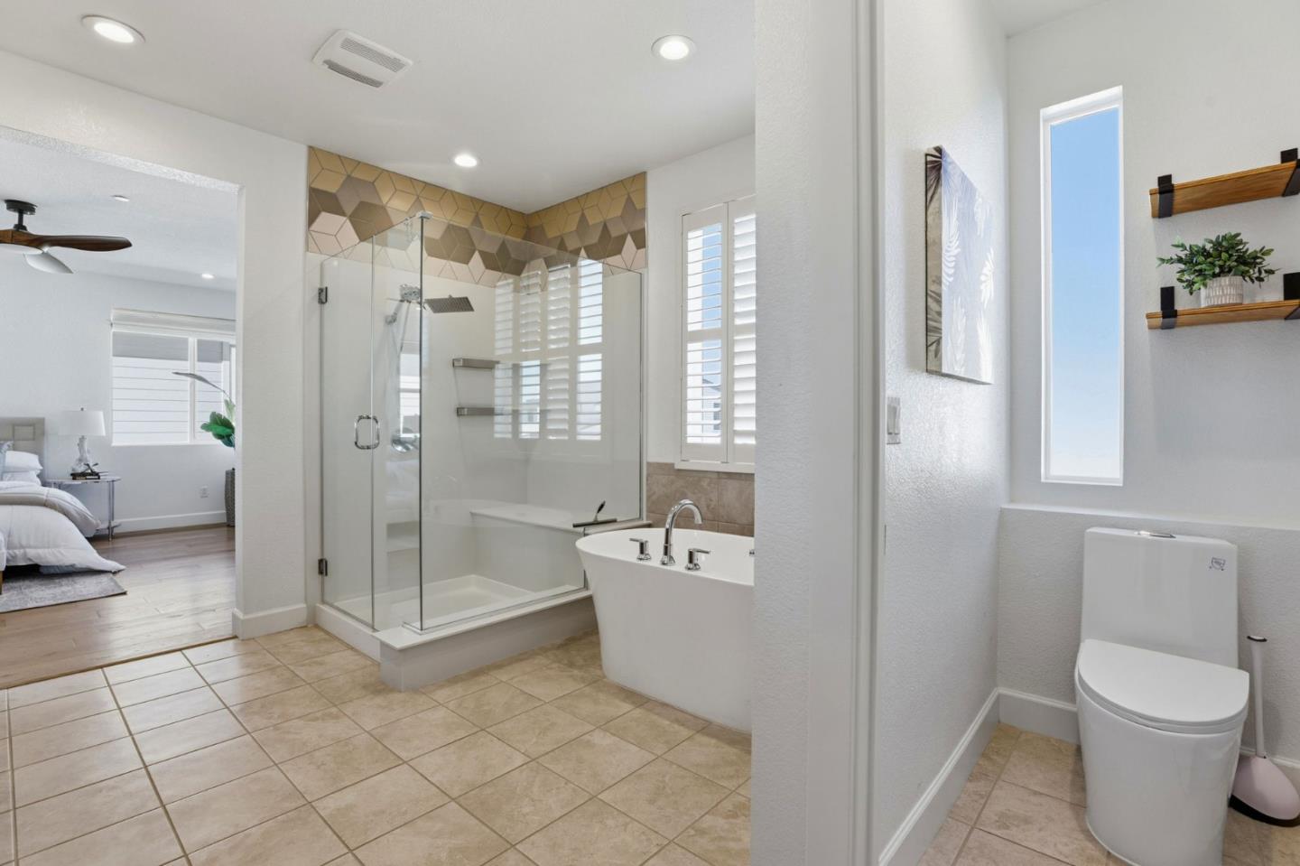 Detail Gallery Image 28 of 46 For 5636 Fallbrook Ct, Dublin,  CA 94568 - 4 Beds | 3/1 Baths