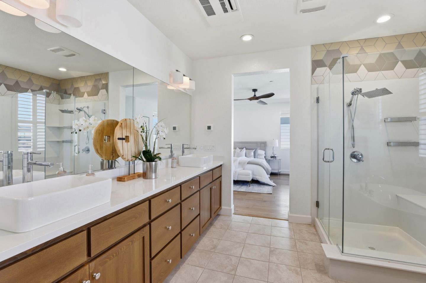 Detail Gallery Image 30 of 46 For 5636 Fallbrook Ct, Dublin,  CA 94568 - 4 Beds | 3/1 Baths