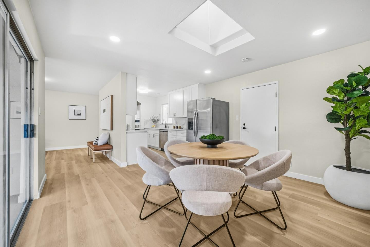 Detail Gallery Image 12 of 43 For 3031 Mark Ave, Santa Clara,  CA 95051 - 3 Beds | 2 Baths