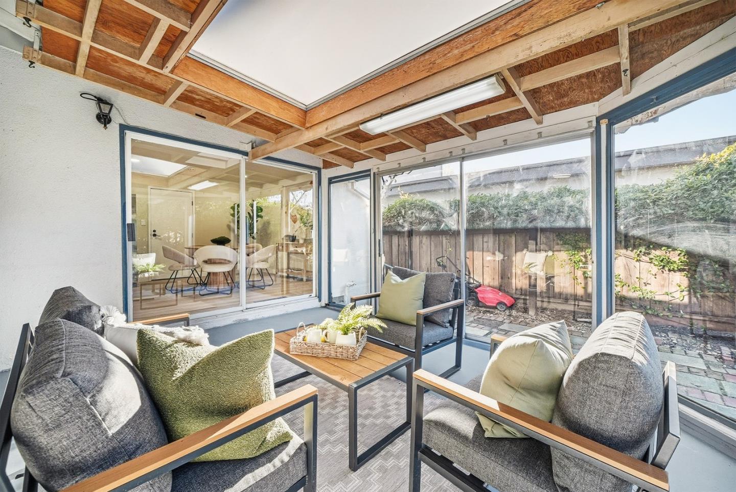 Detail Gallery Image 14 of 43 For 3031 Mark Ave, Santa Clara,  CA 95051 - 3 Beds | 2 Baths