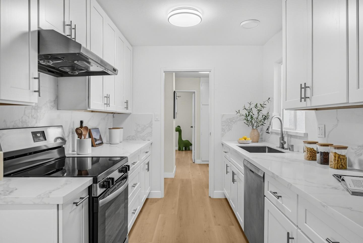 Detail Gallery Image 16 of 43 For 3031 Mark Ave, Santa Clara,  CA 95051 - 3 Beds | 2 Baths