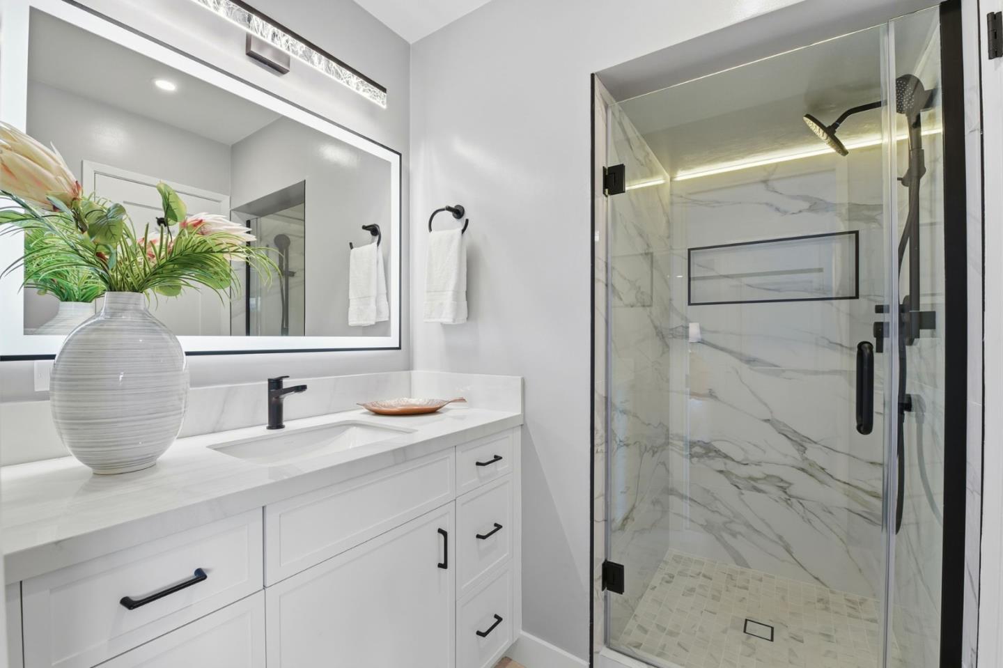 Detail Gallery Image 18 of 30 For 1765 Linnet Ln, Sunnyvale,  CA 94087 - 4 Beds | 2 Baths