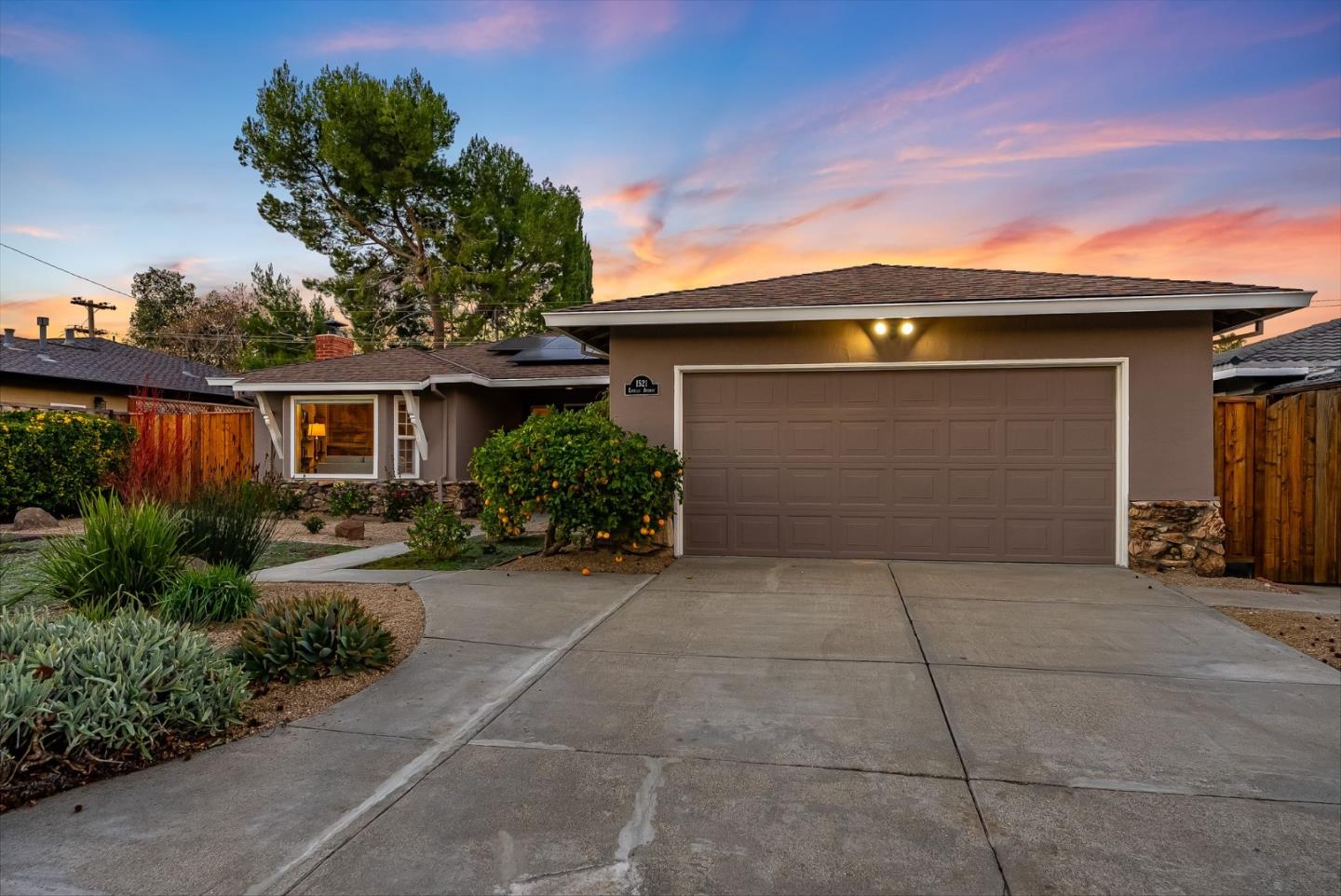 Detail Gallery Image 1 of 52 For 1521 Estelle Ave, San Jose,  CA 95118 - 3 Beds | 2/1 Baths