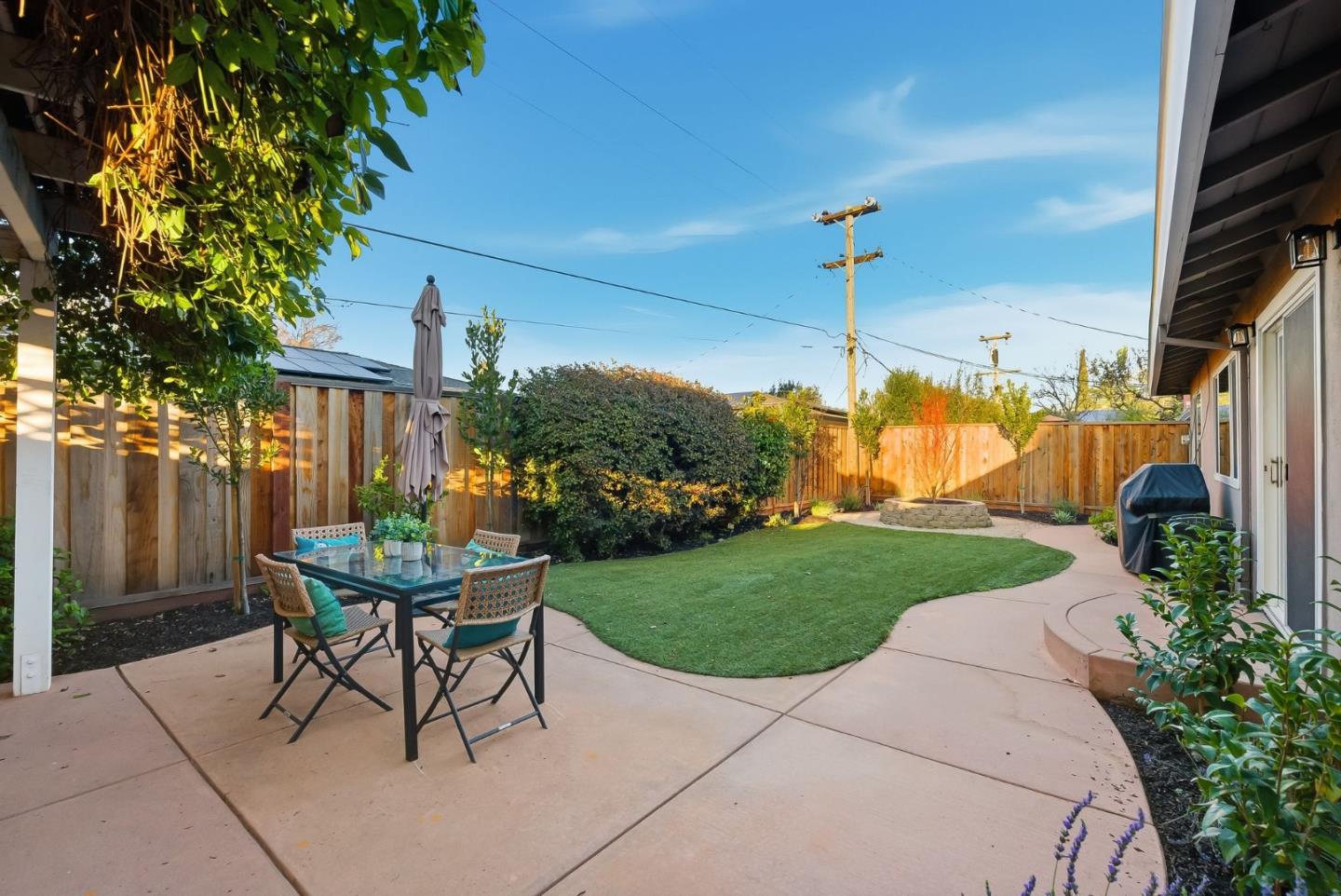 Detail Gallery Image 35 of 52 For 1521 Estelle Ave, San Jose,  CA 95118 - 3 Beds | 2/1 Baths