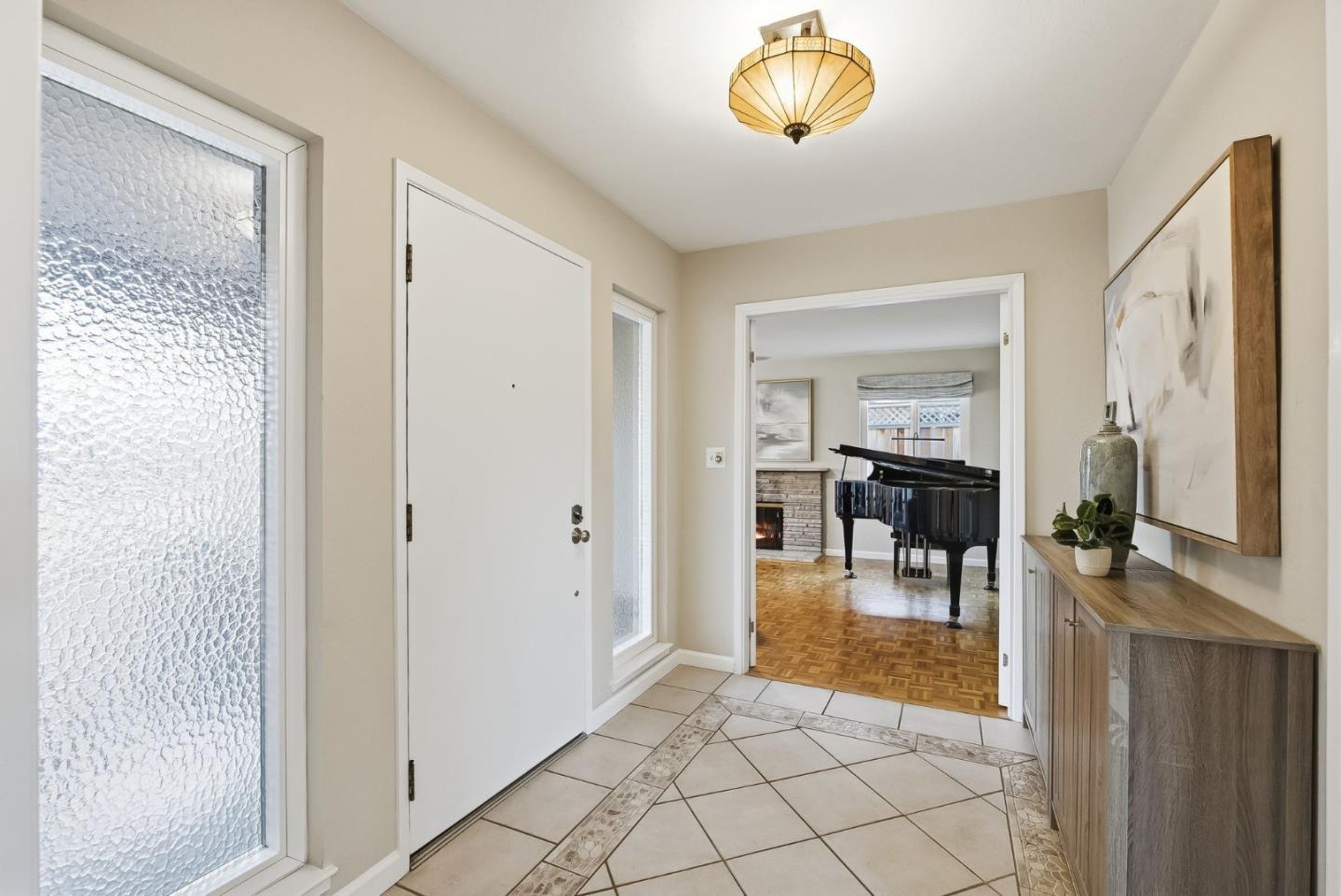 Detail Gallery Image 4 of 52 For 1521 Estelle Ave, San Jose,  CA 95118 - 3 Beds | 2/1 Baths