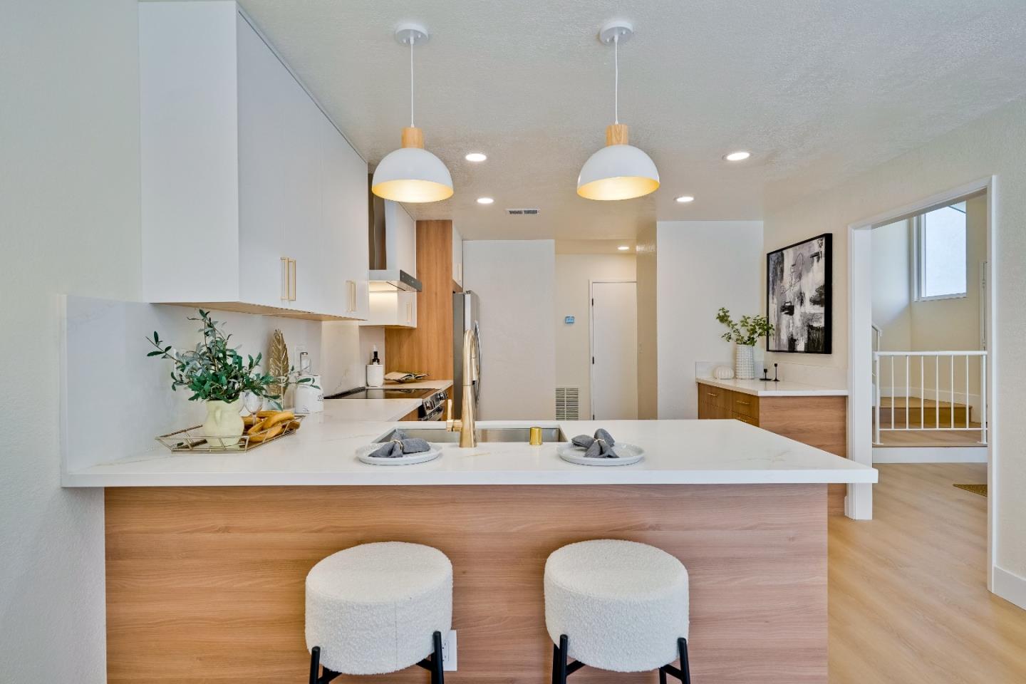 Detail Gallery Image 11 of 56 For 1979 Linden Ln, Milpitas,  CA 95035 - 4 Beds | 2/1 Baths