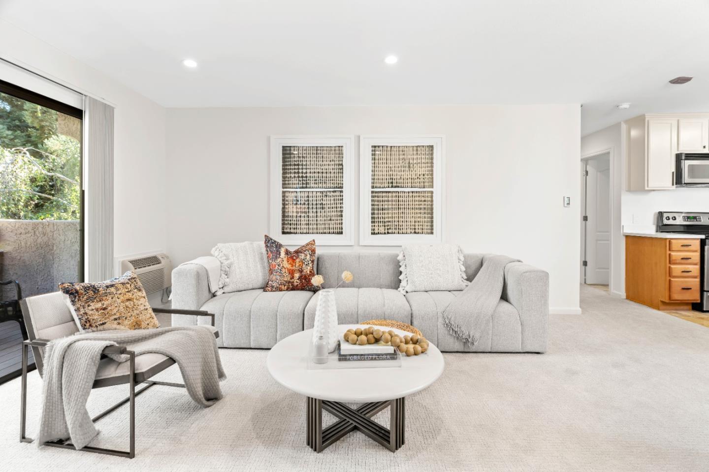 Detail Gallery Image 2 of 14 For 2250 Monroe St #351,  Santa Clara,  CA 95050 - 1 Beds | 1 Baths