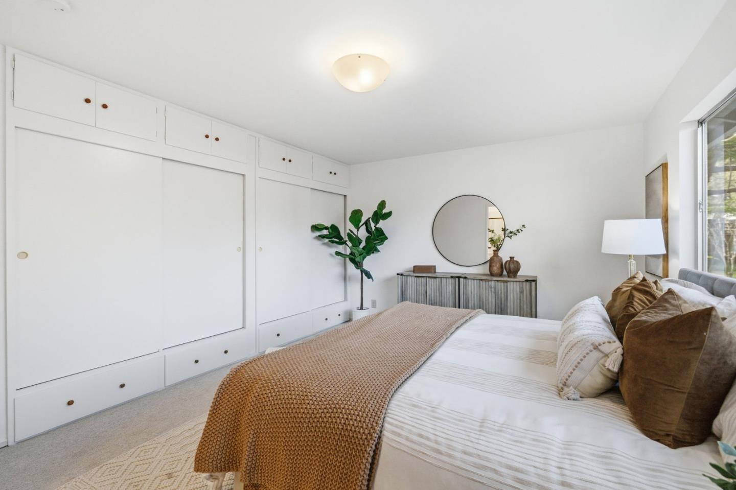 Detail Gallery Image 27 of 83 For 124 Osage Ave, Los Altos,  CA 94022 - 7 Beds | 3 Baths