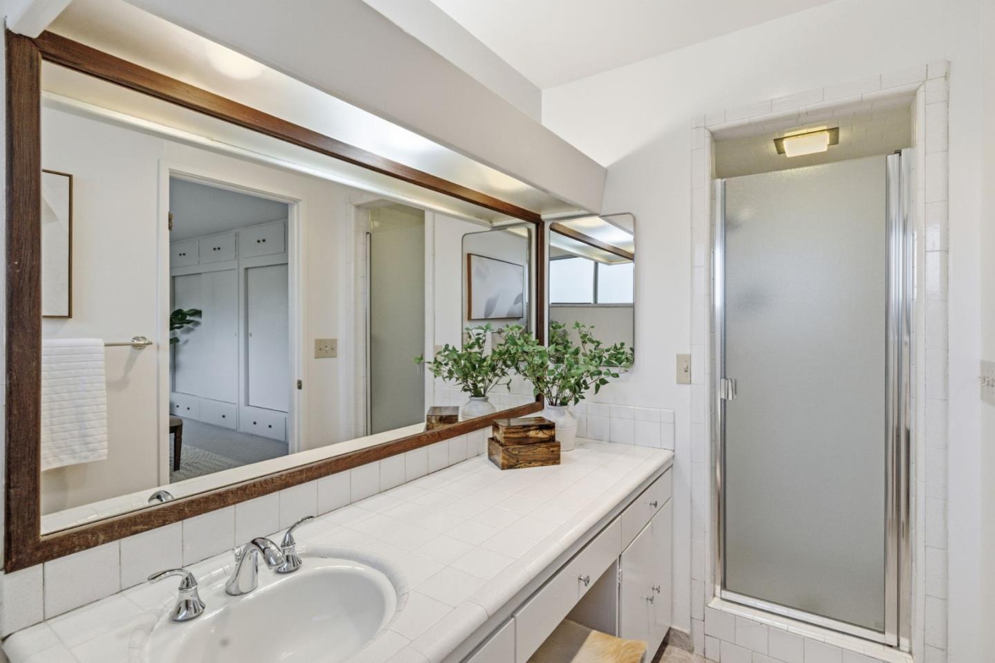 Detail Gallery Image 29 of 83 For 124 Osage Ave, Los Altos,  CA 94022 - 7 Beds | 3 Baths