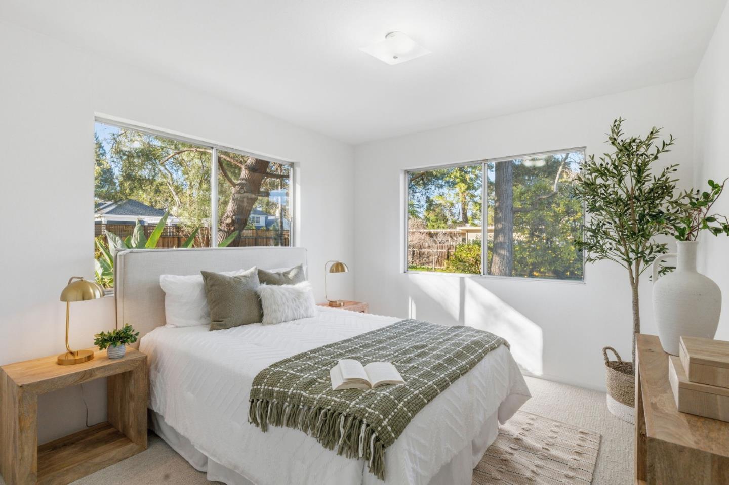 Detail Gallery Image 32 of 83 For 124 Osage Ave, Los Altos,  CA 94022 - 7 Beds | 3 Baths