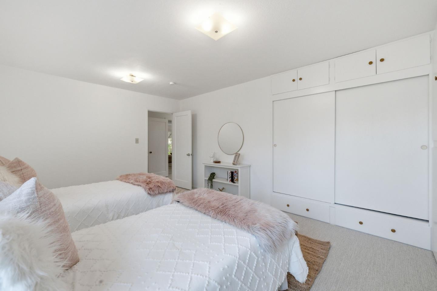 Detail Gallery Image 38 of 83 For 124 Osage Ave, Los Altos,  CA 94022 - 7 Beds | 3 Baths