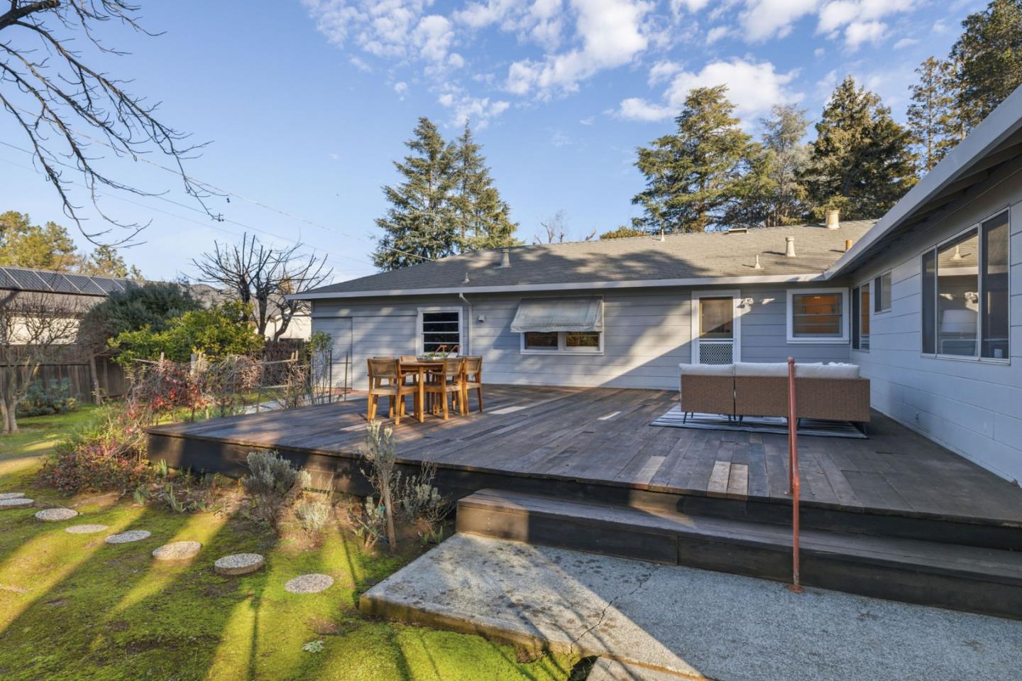 Detail Gallery Image 48 of 83 For 124 Osage Ave, Los Altos,  CA 94022 - 7 Beds | 3 Baths