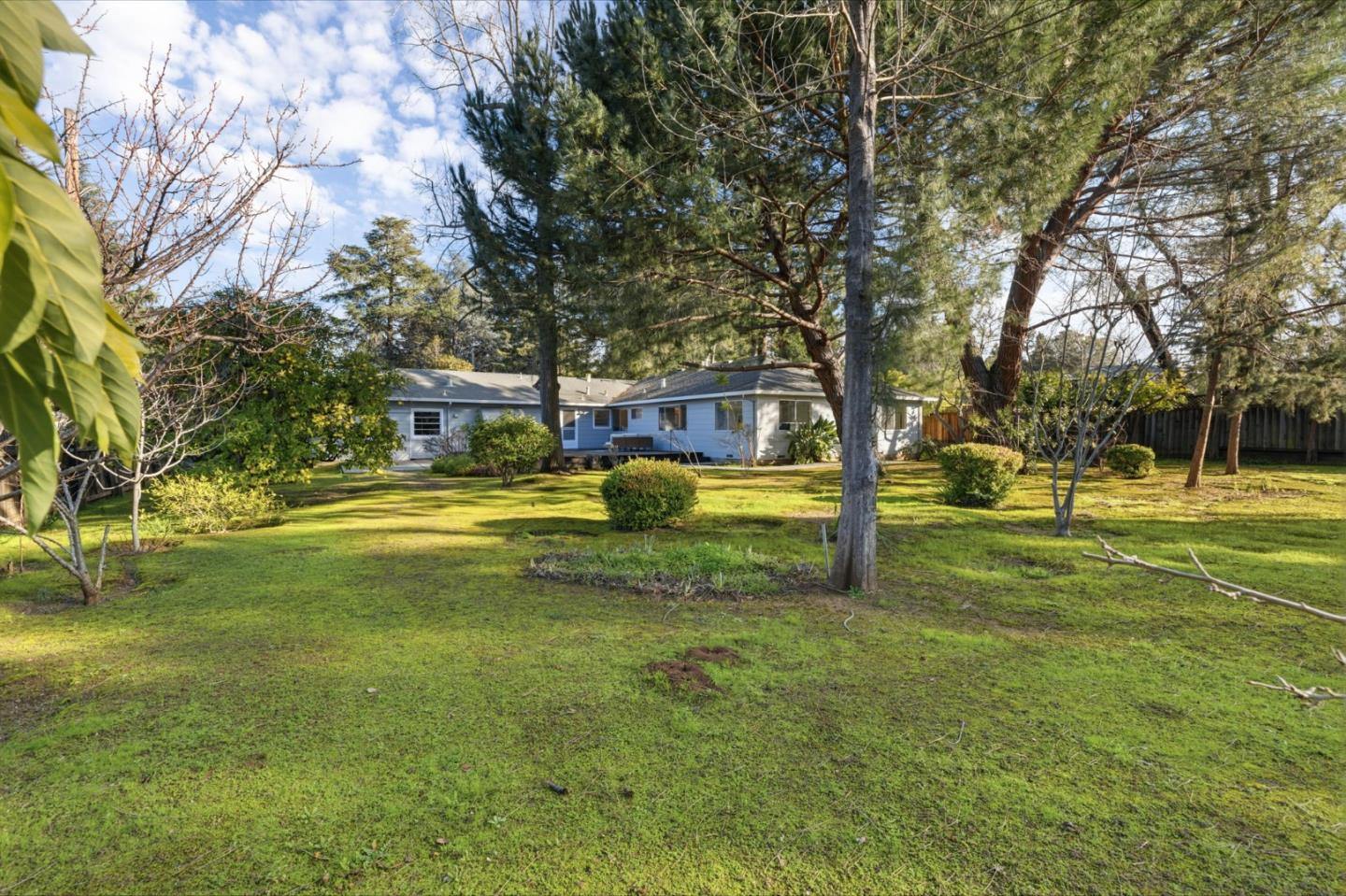 Detail Gallery Image 49 of 83 For 124 Osage Ave, Los Altos,  CA 94022 - 7 Beds | 3 Baths