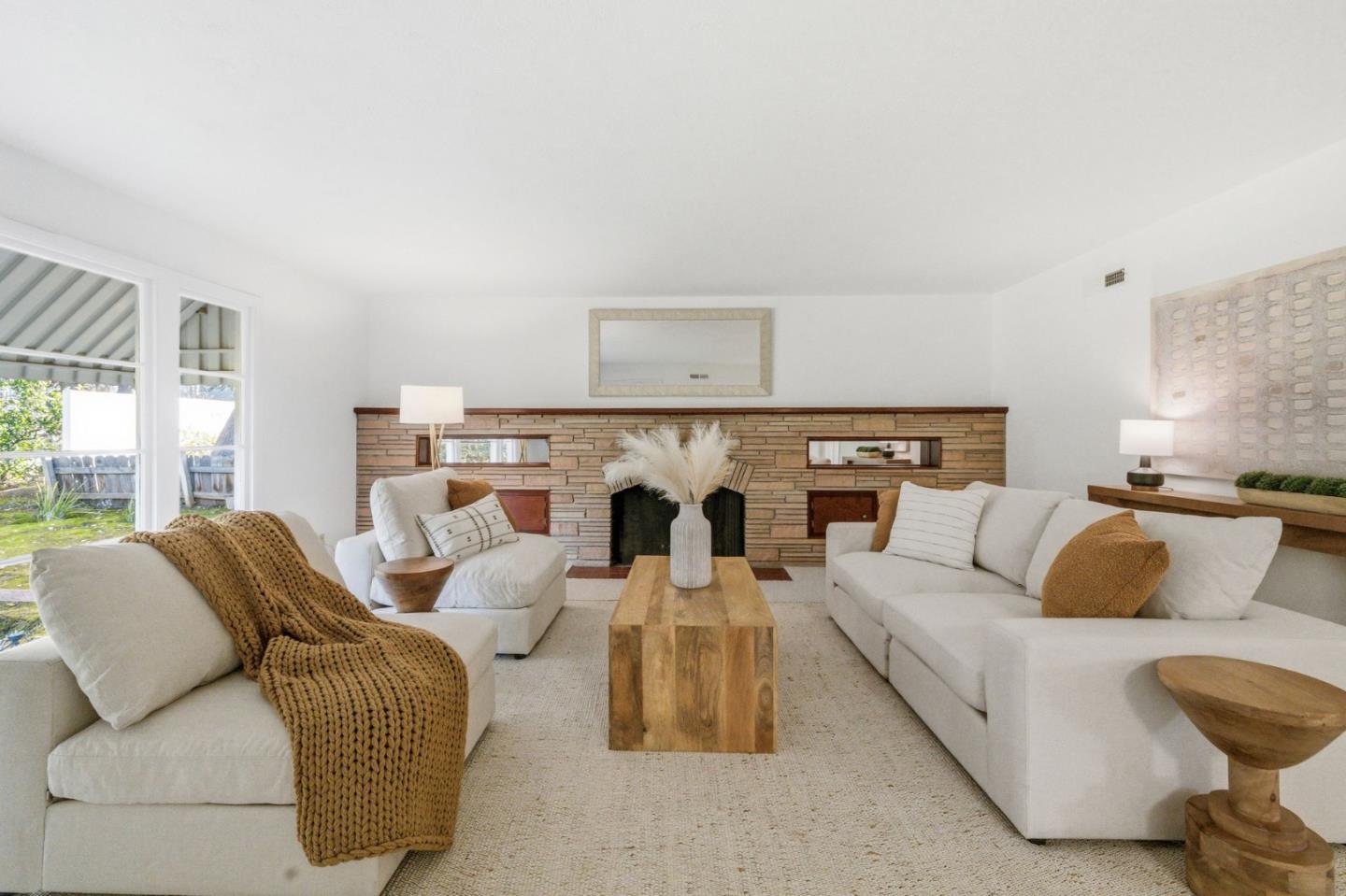 Detail Gallery Image 5 of 83 For 124 Osage Ave, Los Altos,  CA 94022 - 7 Beds | 3 Baths