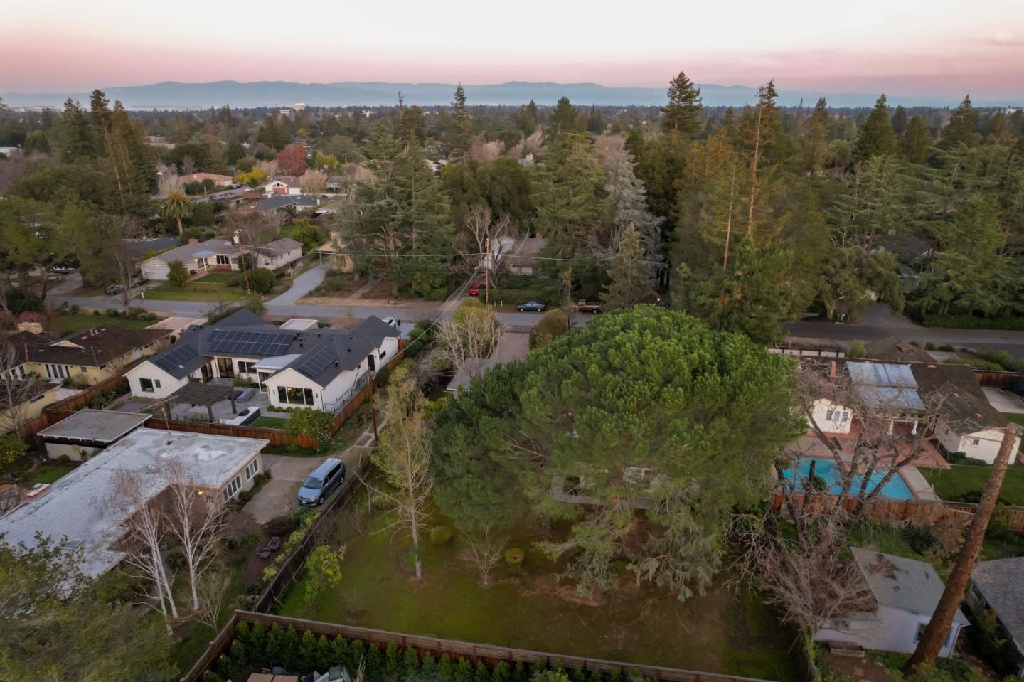 Detail Gallery Image 64 of 83 For 124 Osage Ave, Los Altos,  CA 94022 - 7 Beds | 3 Baths