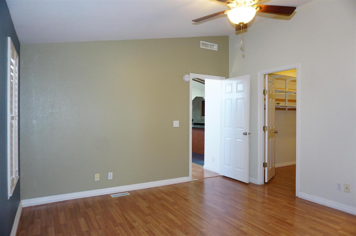 Detail Gallery Image 12 of 24 For 1220 Vienna Dr #707,  Sunnyvale,  CA 94089 - 3 Beds | 2 Baths