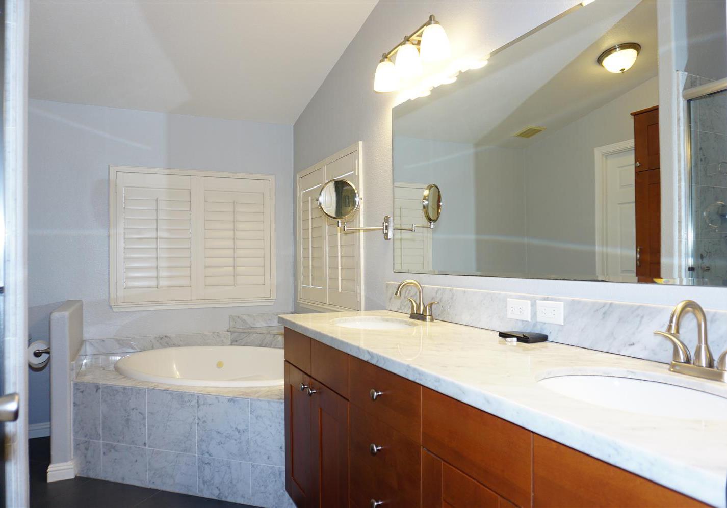 Detail Gallery Image 15 of 24 For 1220 Vienna Dr #707,  Sunnyvale,  CA 94089 - 3 Beds | 2 Baths