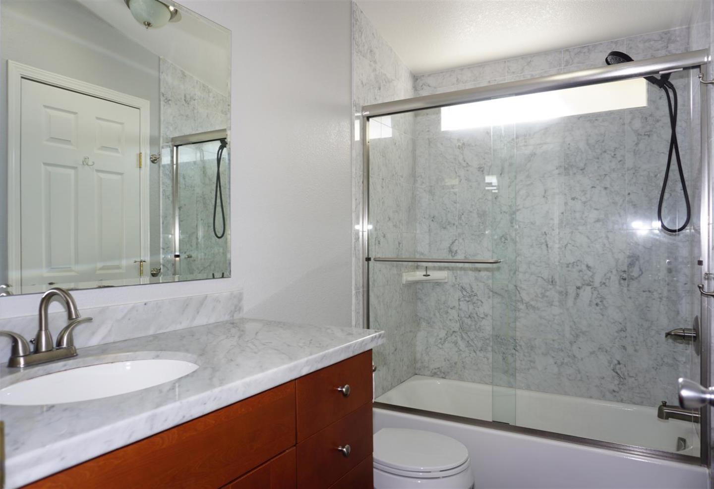 Detail Gallery Image 18 of 24 For 1220 Vienna Dr #707,  Sunnyvale,  CA 94089 - 3 Beds | 2 Baths