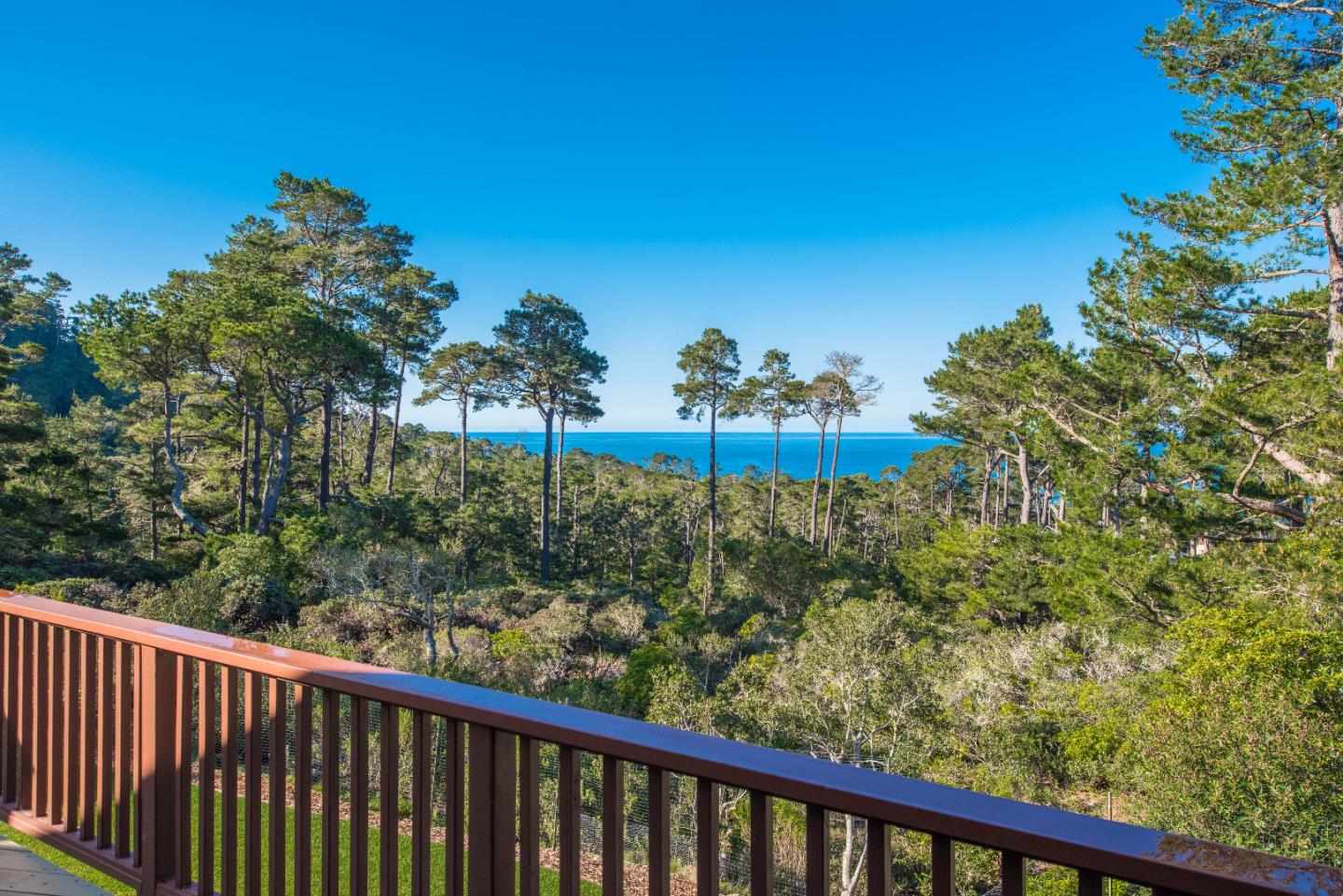 Detail Gallery Image 2 of 28 For 62 Corona Rd, Carmel,  CA 93923 - 4 Beds | 3/1 Baths