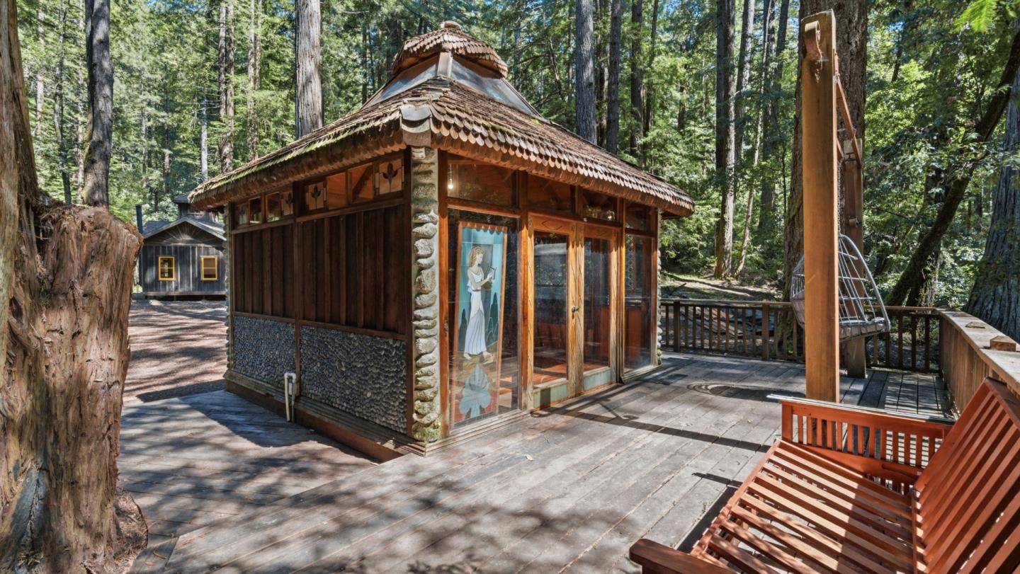 Detail Gallery Image 4 of 104 For 41 Back Rd, La Honda,  CA 94020 - 4 Beds | 3 Baths