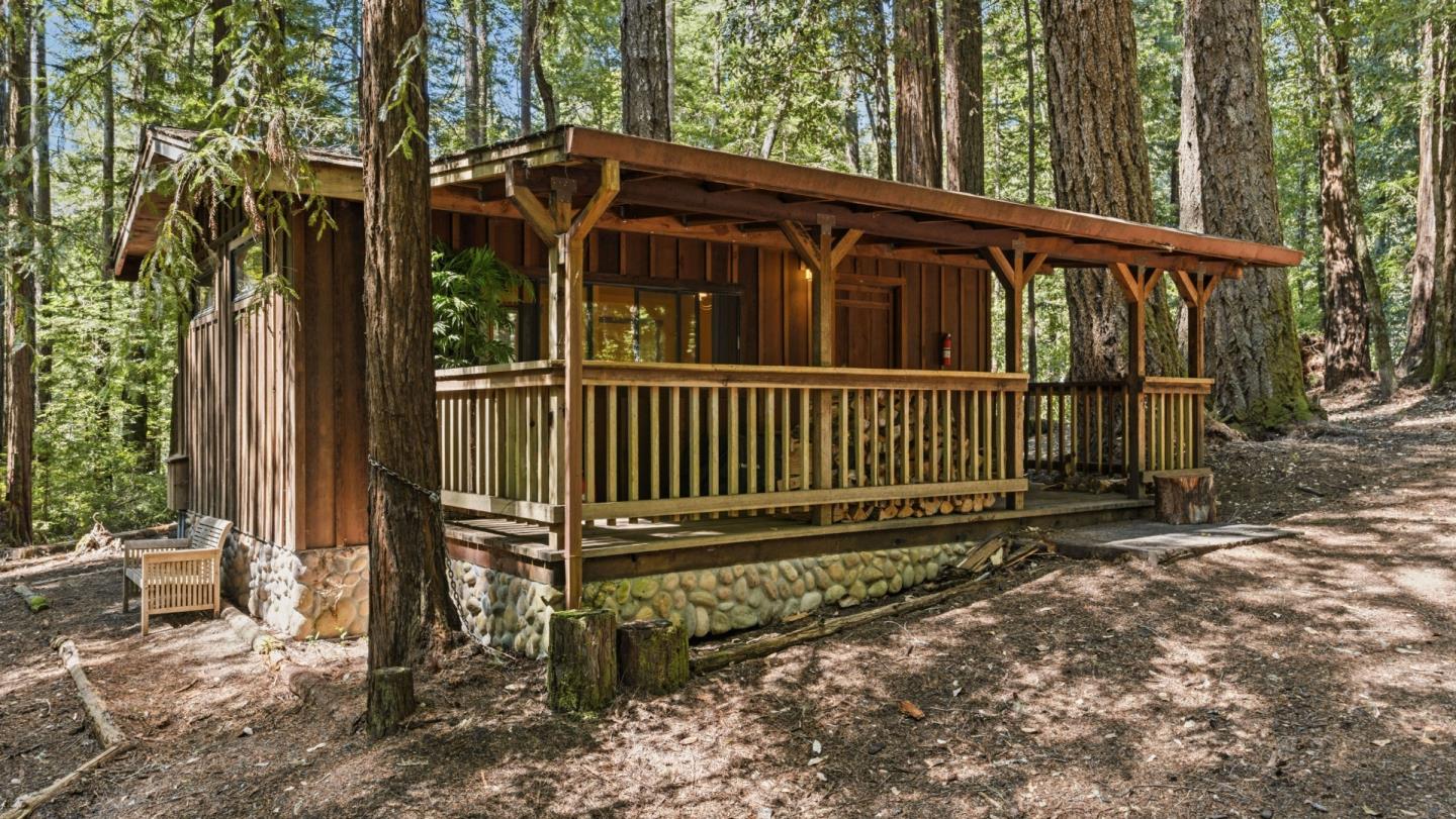 Detail Gallery Image 5 of 104 For 41 Back Rd, La Honda,  CA 94020 - 4 Beds | 3 Baths