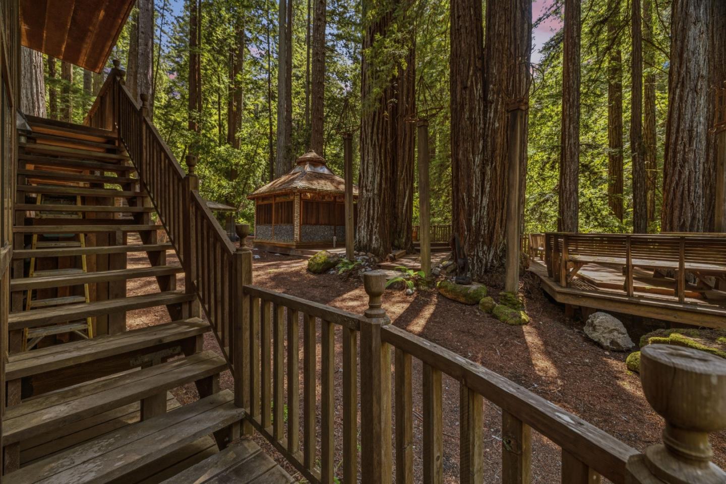 Detail Gallery Image 52 of 104 For 41 Back Rd, La Honda,  CA 94020 - 4 Beds | 3 Baths