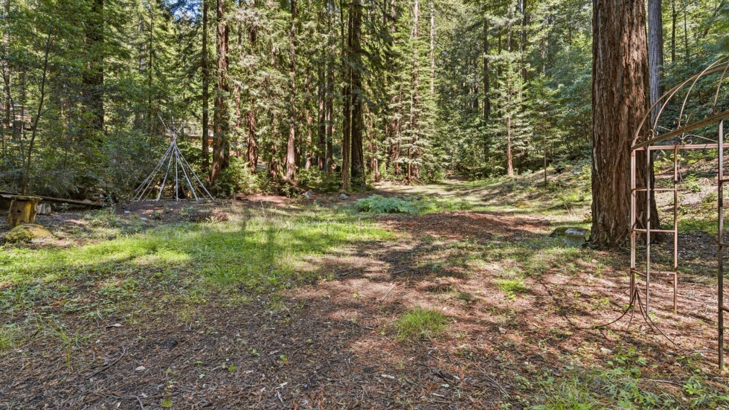 Detail Gallery Image 79 of 104 For 41 Back Rd, La Honda,  CA 94020 - 4 Beds | 3 Baths